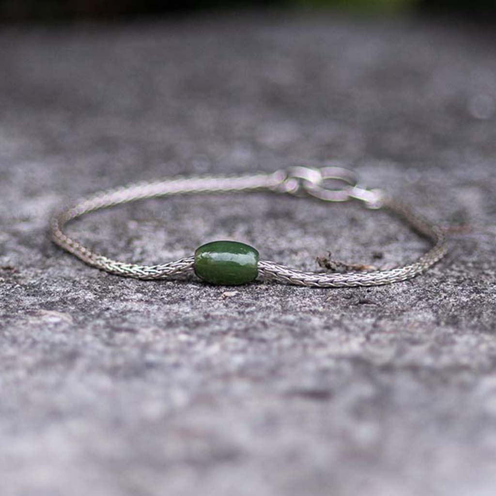Token Bracelet for Abundance & Prosperity - Jade (nephrite)